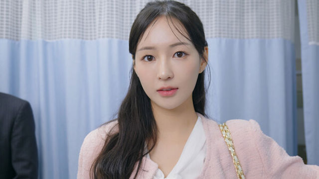 Hình ảnh trong game Five Hearts Under One Roof season2-GoldBerg